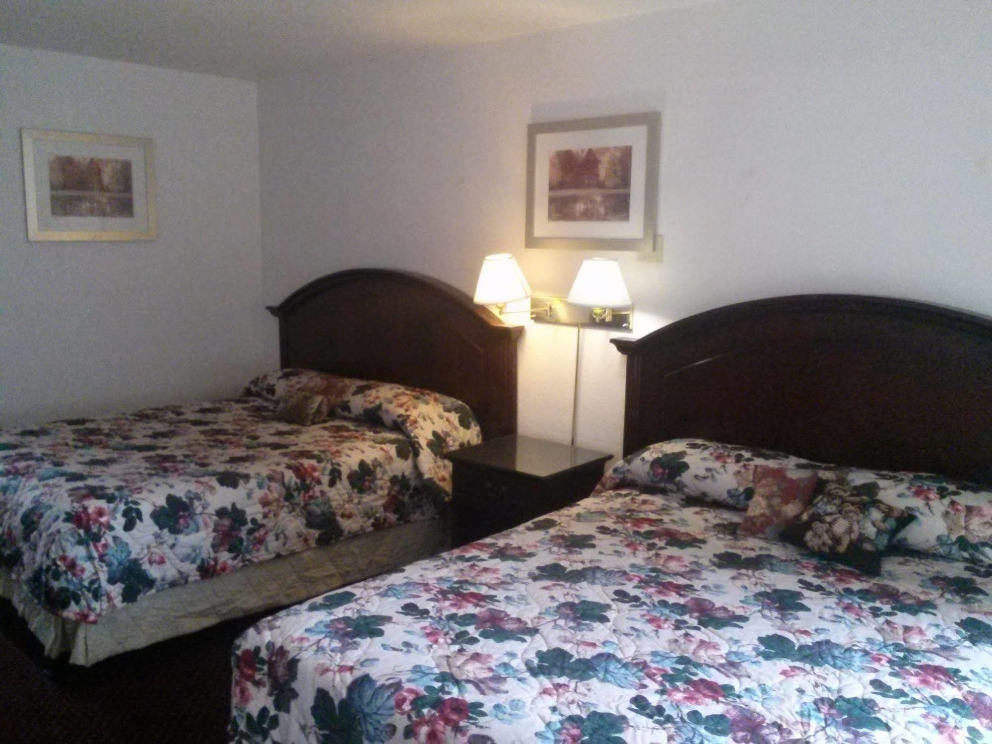 Budget Inn Albany - Albany, United States of America - Best Price Guarantee